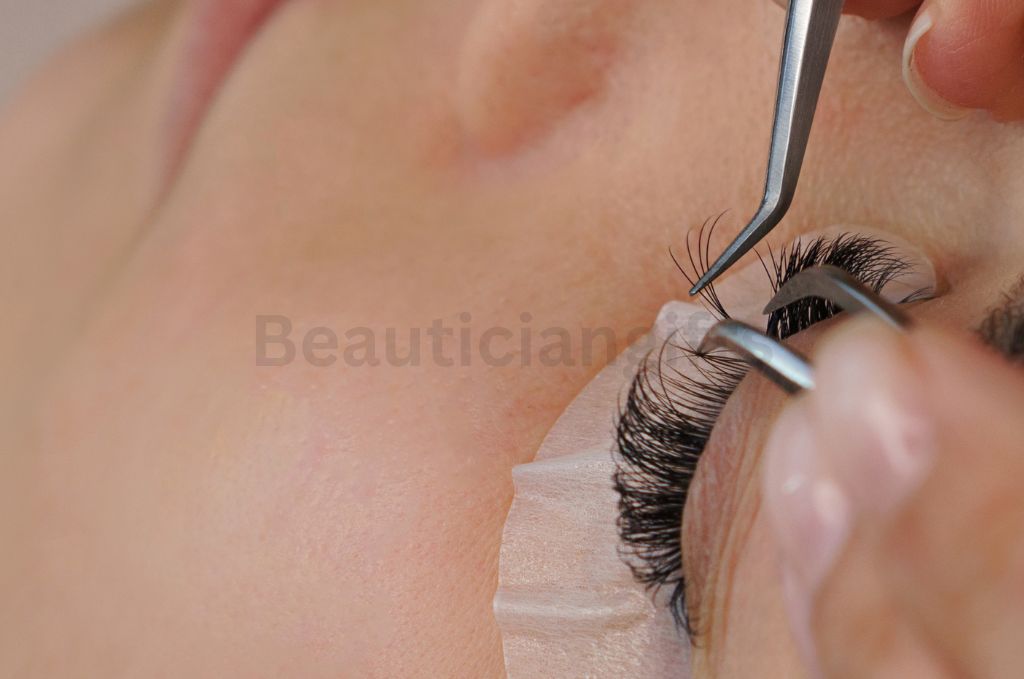Best Way To ​Remove Eyelash ​Glue
